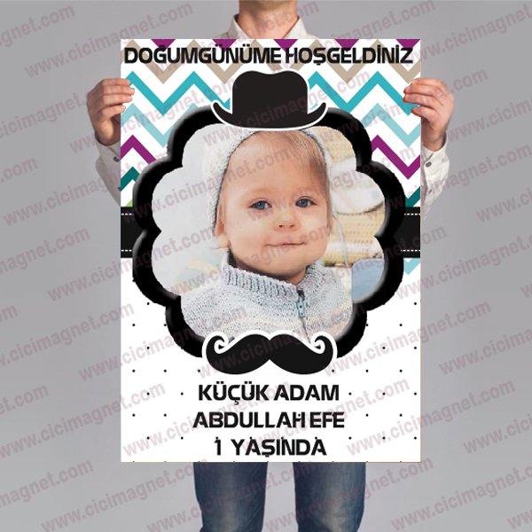 Küçük Adam ve Şapka Bıyık Temalı Resimli Bebek Afişi